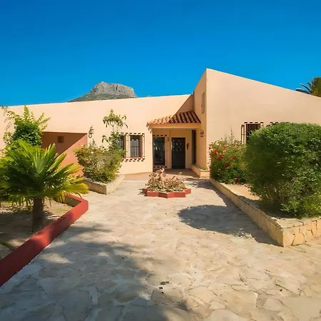 Blanco Tatil Evi Calp