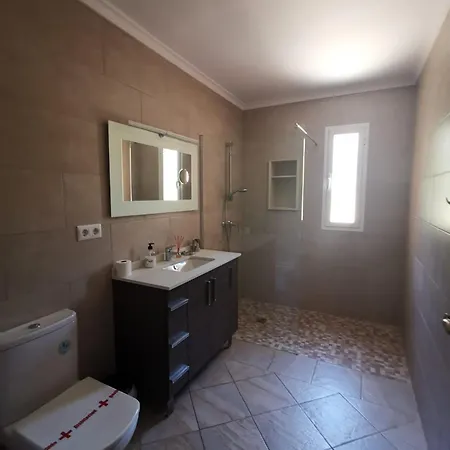 Blanco Tatil Evi Calp